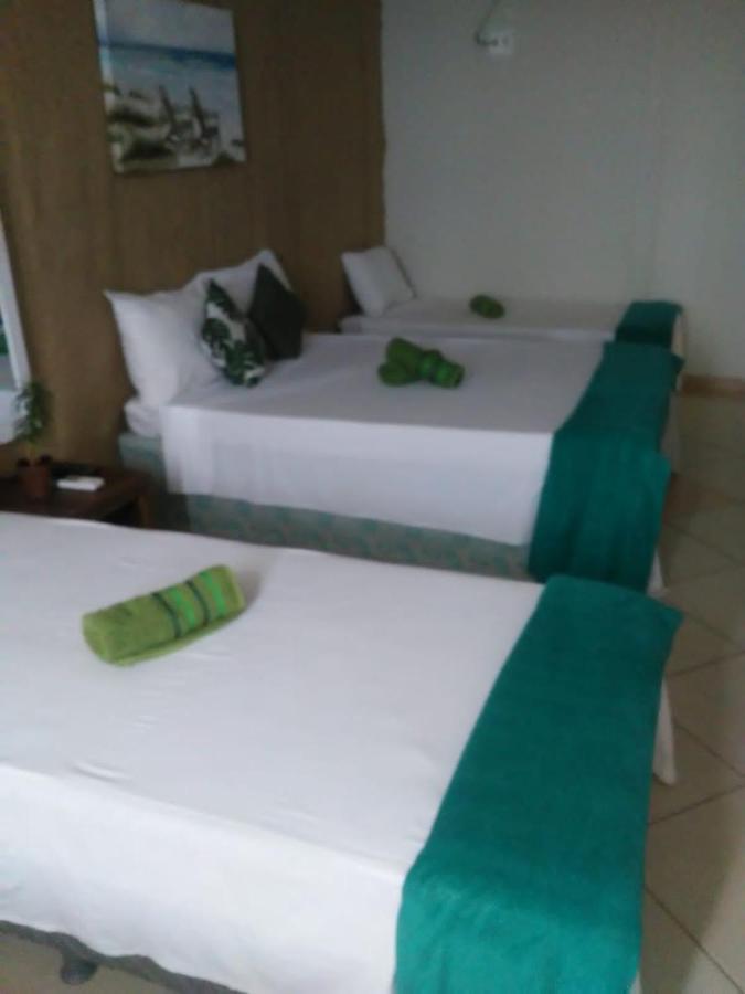 Pousada Pes Na Areia Hotel Serra  Exterior photo
